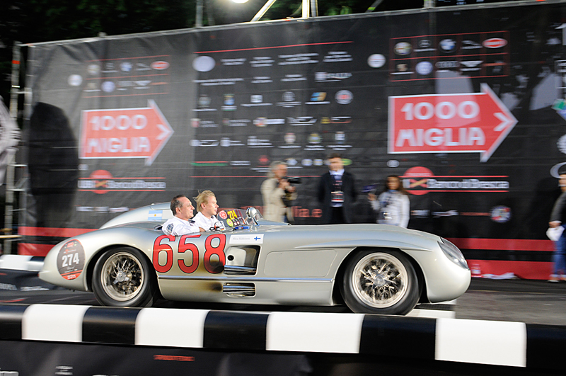 Η Φωτογραφία της ημέρας: Πέμπτη 17 Μαΐου 2012 Η εκκίνηση του Mille Miglia