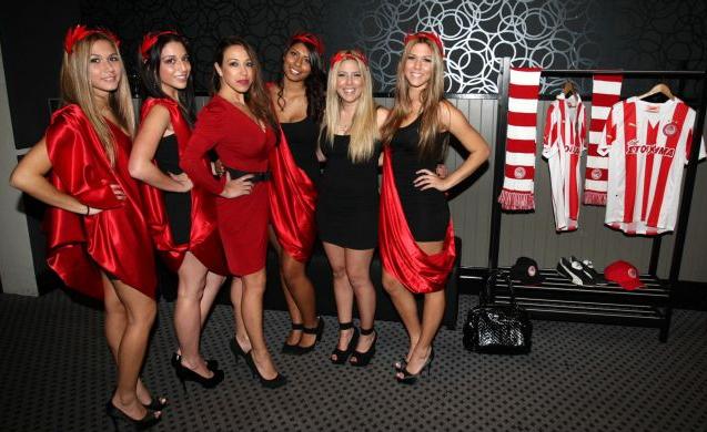 Το γλέντι για τον Ολυμπιακό από ομογενείς στη Μελβούρνη