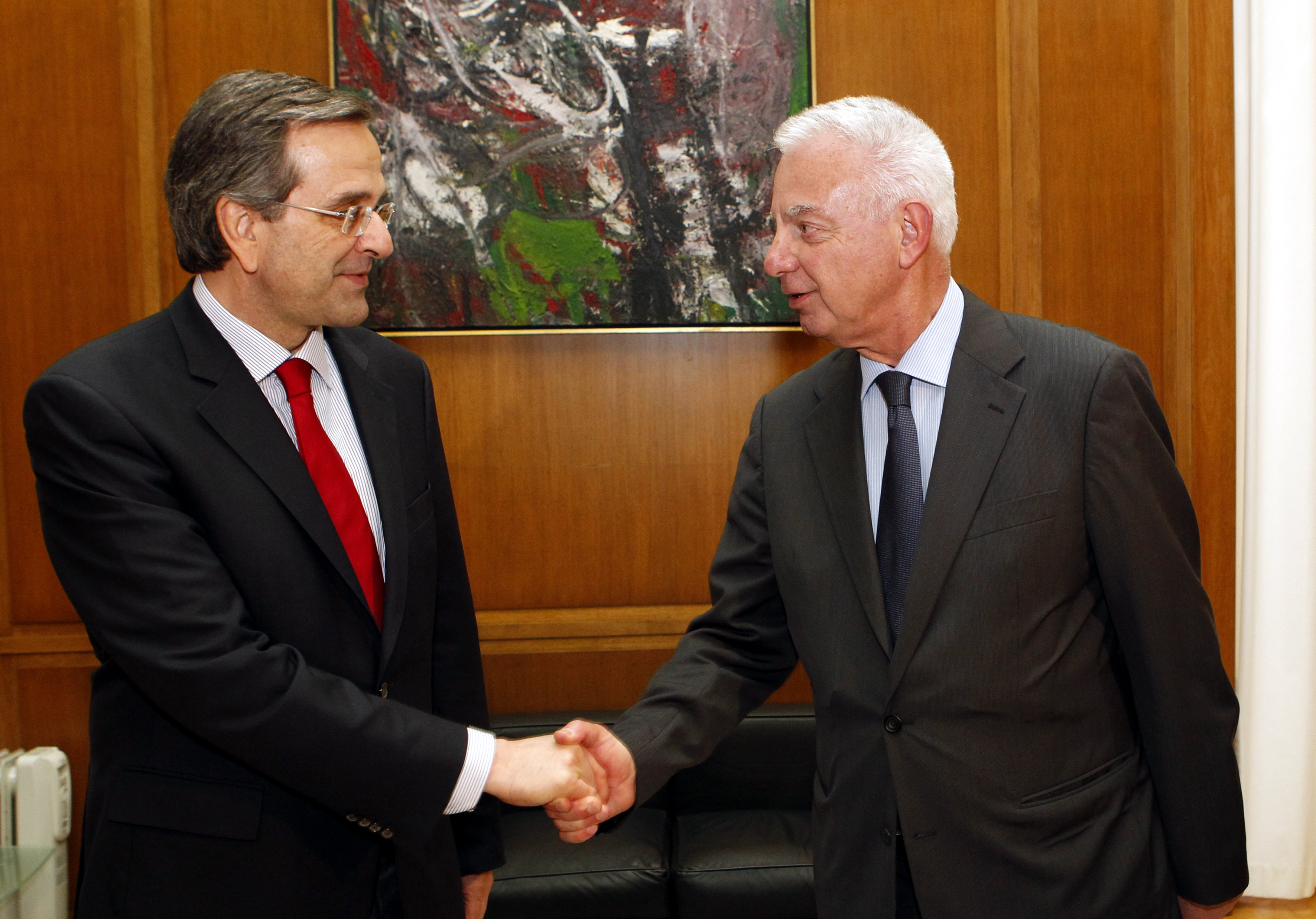 Ελλάδα μέσα στο Ευρώ για ωφεληθεί από την Ευρώπη που αλλάζει, το μήνυμα Σαμαρά