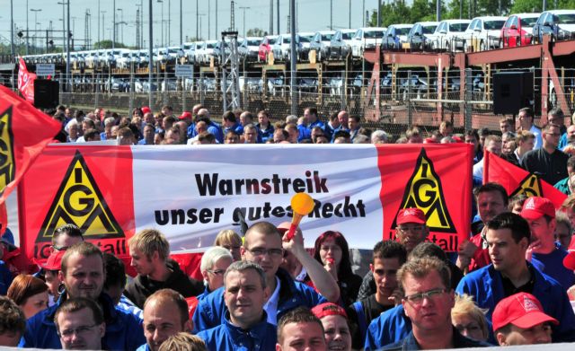 Τις υψηλότερες αυξήσεις των 20 τελευταίων ετών κέρδισε το συνδικάτο μετάλλου στη Γερμανία