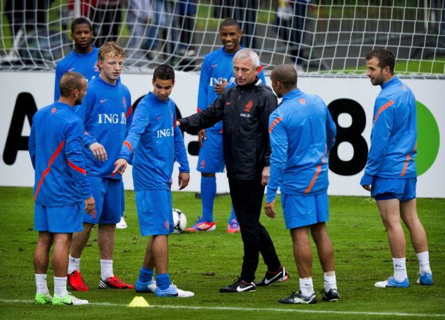 Ο Φαν Μάρβαϊκ ανακοίνωσε την αποστολή της Ολλανδίας