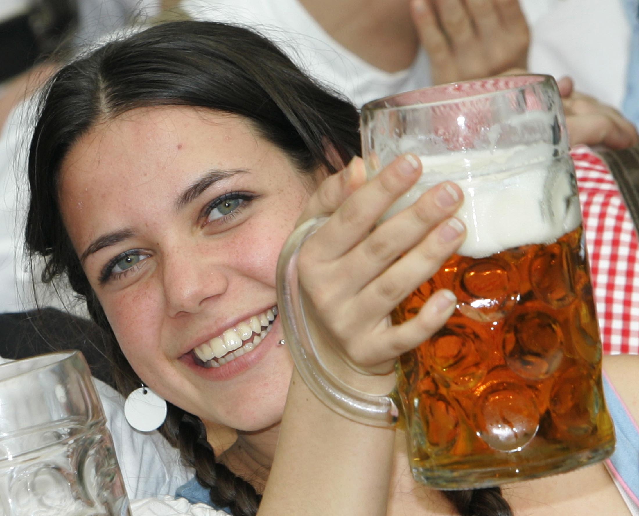 Η μπύρα συνεισφέρει στην καλή λειτουργία της καρδιάς και των αγγείων