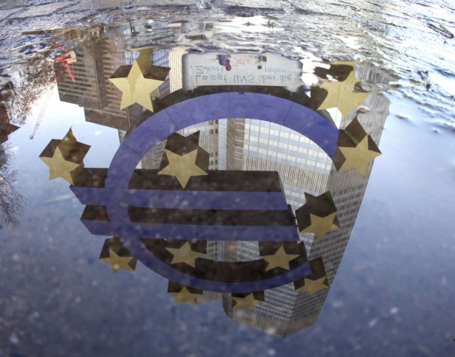 Στο χαμηλότερο επίπεδο από τον Οκτώβριο του 2009 το οικονομικό κλίμα στην Ευρωζώνη