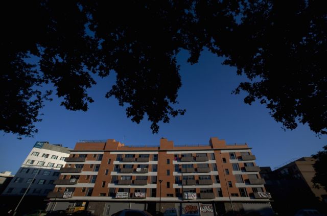 Ακραία fund που εποφθαλμιούν τα ασημικά των ισπανικών τραπεζών βλέπουν αναλυτές