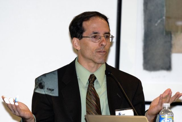 Η διαχείριση της κρίσης από την ΕΚΤ «η μεγαλύτερη απειλή για τη διεθνή οικονομία»