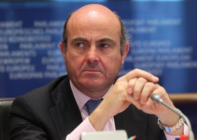 Η Γερμανία πιέζει την Ισπανία να στραφεί στον μηχανισμό στήριξης