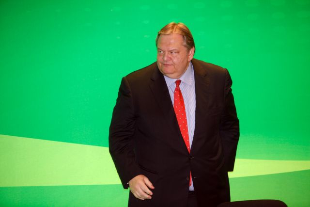 Μόνη λύση για τη χώρα η κυβέρνηση εθνικής συνευθύνης, είπε ο Ευ.Βενιζέλος