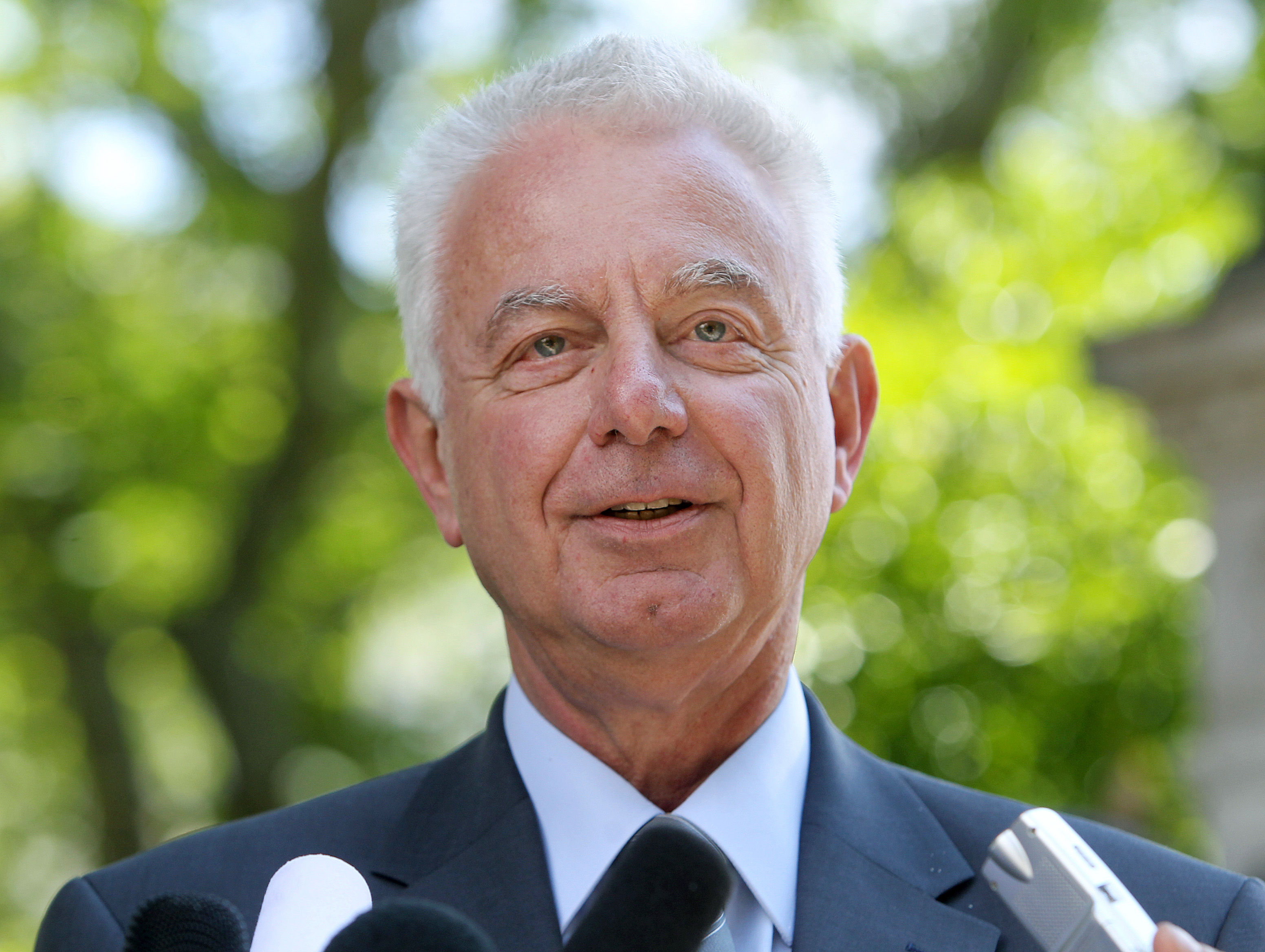 Παραιτείται των αποδοχών του ο πρωθυπουργός Π.Πικραμμένος