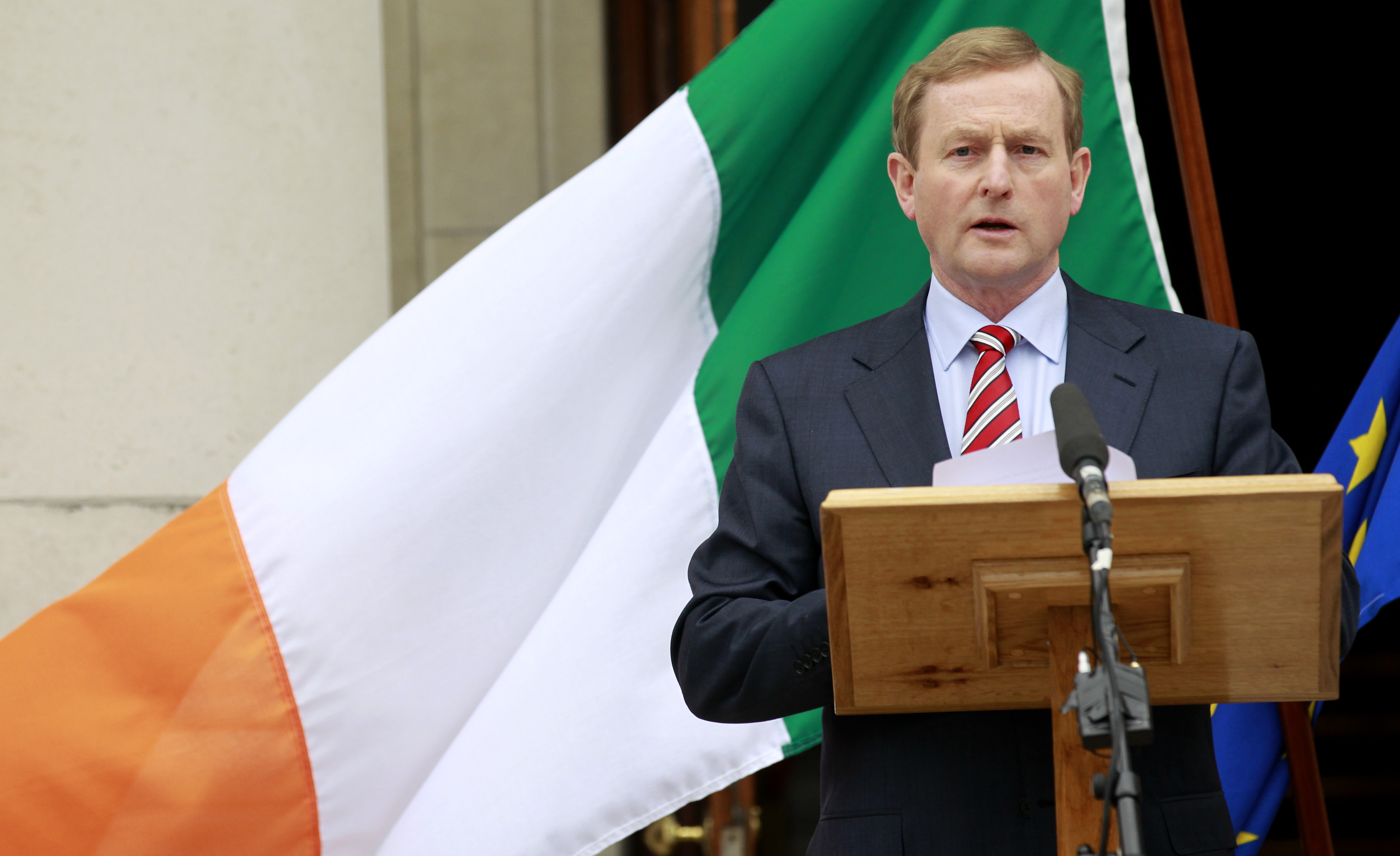 Αλλαγές στο δικό της μνημόνιο θα ζητήσει η Ιρλανδία μετά την συμφωνία για την Ισπανία