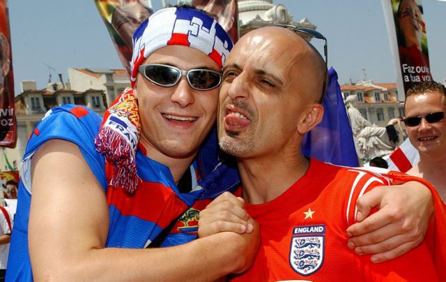 Αγγλία – Γαλλία (19:00) και Ουκρανία – Σουηδία (21:45) την Δευτέρα