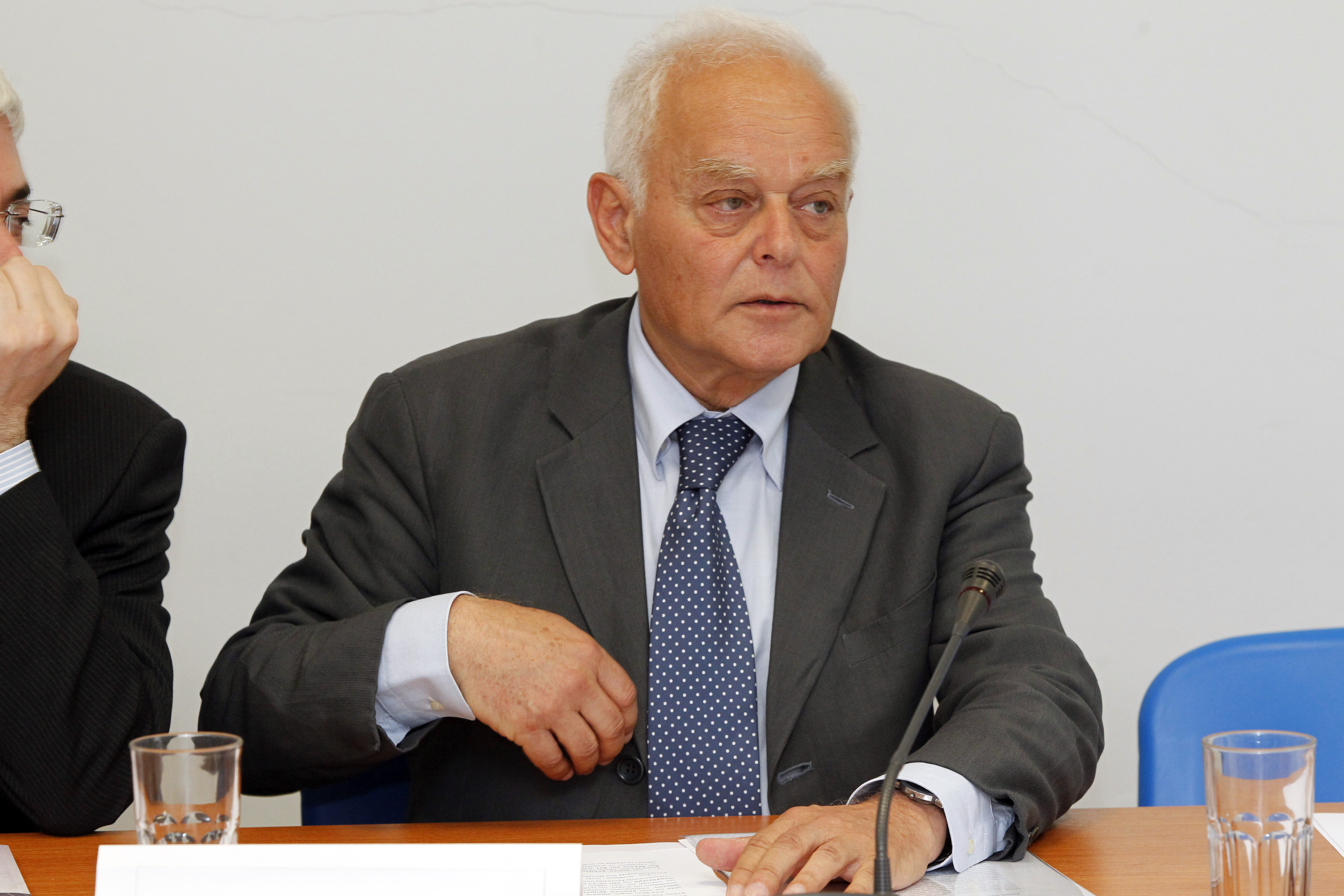 Επιχορήγηση 17 εκατ. ευρώ στους δήμους για μεταφορά μαθητών και ενοίκια σχολείων