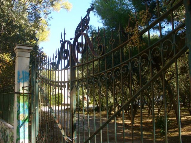 Τον αποχαρακτηρισμό της βίλας Ιόλα ζητά ο ιδιοκτήτης