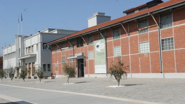 Στάχτη έγιναν 2.000 φωτογραφίες του Μουσείου Φωτογραφίας Θεσσαλονίκης