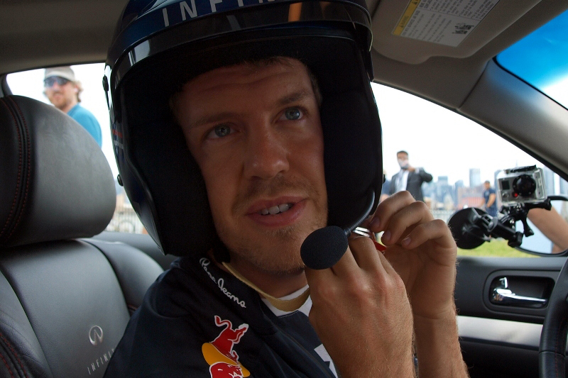 Οι S. Vettel και D. Coulthard τρομοκρατούν το New Jersey