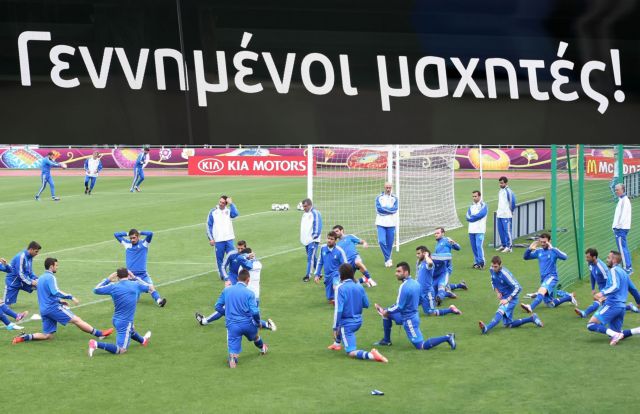 Σάντος και παίκτες… ψηφίζουν πρόκριση κόντρα στη Ρωσία