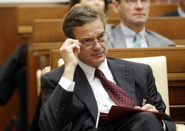 Καταστροφικές συνέπειες θα έχει πιθανή Grexit, εκτιμά ο Μπίνι Σμάγκι της ΕΚΤ