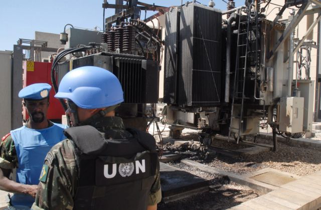 «Παγώνουν» την ειρηνευτική αποστολή στη Συρία οι παρατηρητές του ΟΗΕ