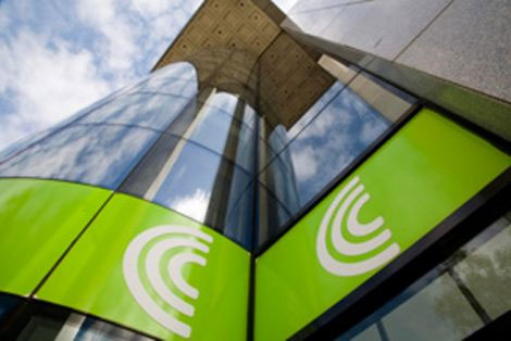 Ενημέρωση από το smartphone στις εκλογές με το 3G δίκτυο της COSMOTE