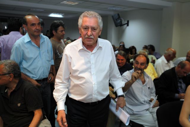 Στήριξη της κυβέρνησης χωρίς στελέχη της ΔΗΜΑΡ εισηγήθηκε ο Φ.Κουβέλης