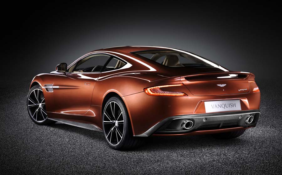 Aston Martin Vanquish: Η νέα Βρετανίδα θεά
