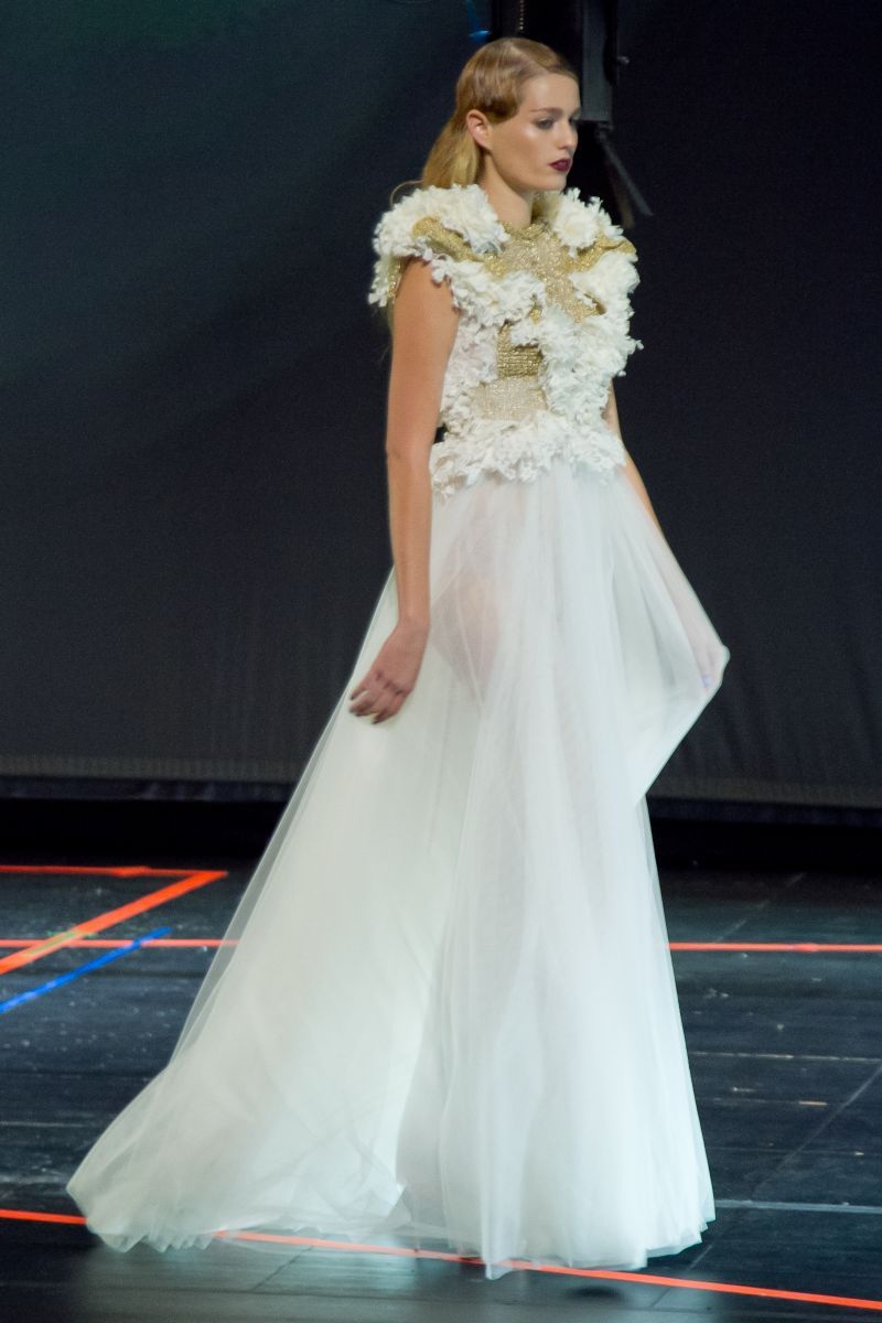 Oι Έλληνες σχεδιαστές προτείνουν το φόρεμα της ζωής σας.