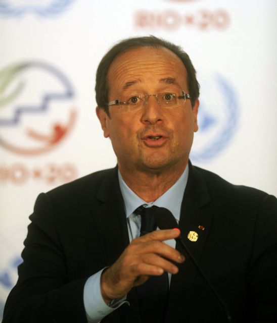 Έρχεται η ώρα που θα πρέπει να μιλήσει ο Ολάντ στους Γάλλους για λιτότητα