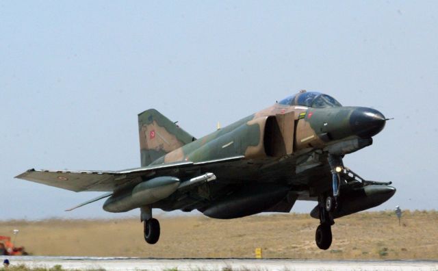 Διελκυστίνδα Τουρκίας – Συρίας για την κατάρριψη του μαχητικού