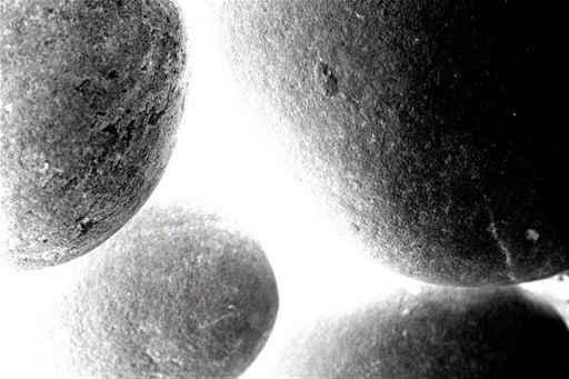 Try not to sleep: η αβέβαιη πραγματικότητα σε έκθεση φωτογραφίας στην Τεχνόπολη