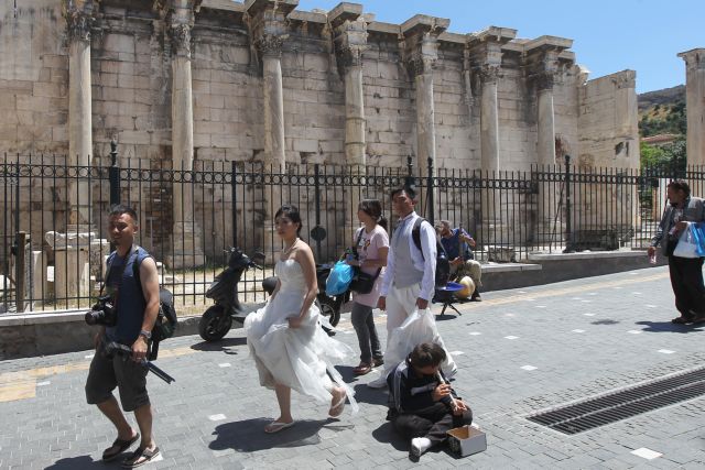 Στη μείωση του ΦΠΑ στην εστίαση θέλει να προχωρήσει άμεσα το υπουργείο Οικονομικών