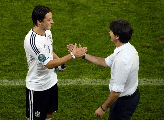 Κοπλιμέντα Λεβ για Ιταλία και ο… πόθος του Οζίλ για το τρόπαιο