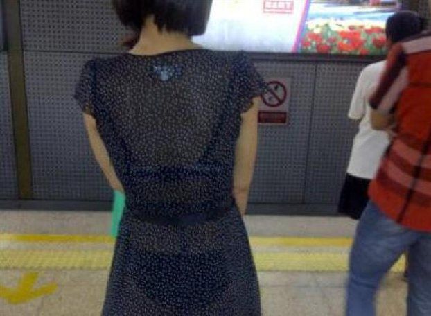 Να προσέχουν το ντύσιμό τους ζητά από τις γυναίκες το μετρό της Σανγκάης