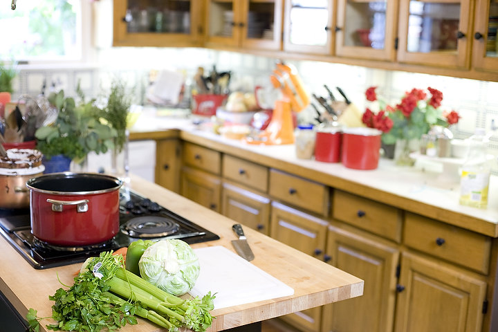 Ποιες 11 «πολύτιμες» τροφές πρέπει να έχει πάντα η κουζίνα σας;