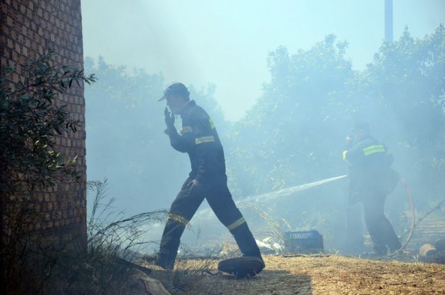 Στον εισαγγελέα 40χρονος για τη φωτιά στην Άνω Γλυφάδα