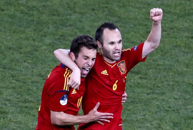 Παίκτης της Μπαρτσελόνα και επισήμως ο Άλμπα