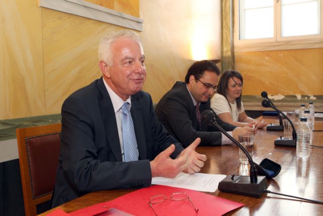 «Μητέρα» των προβλημάτων παραμένει η κοινωνική ανισότητα, είπε ο Π.Πικραμμένος