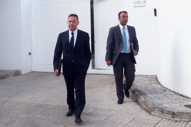 Συνάντηση Σαμαρά-Στουρνάρα εν όψει της άφιξης της τρόικας