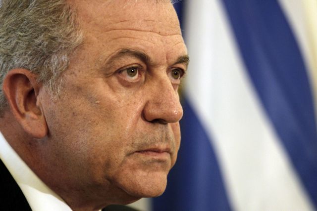 Κορυφαία προτεραιότητα της Αθήνας το Κυπριακό, λέει ο Δ.Αβραμόπουλος από τη Λευκωσία