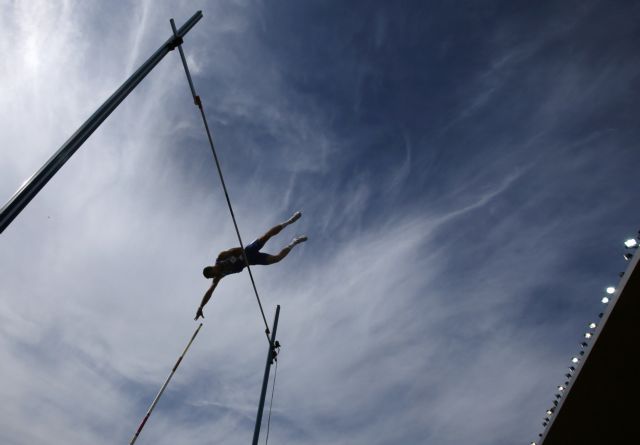 Πέμπτος ο Φιλιππίδης στο επί κοντώ, 8ος ο Δουβαλίδης στα 110μ εμπόδια