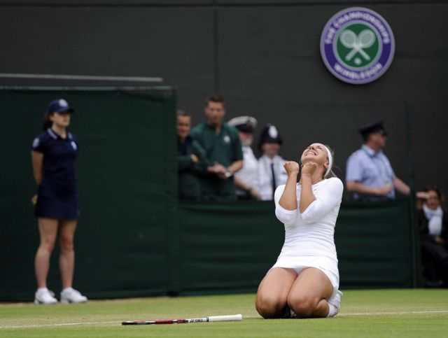 Οι Γερμανίδες έβγαλαν νοκ-άουτ Σαραπόβα και Κλάιστερς