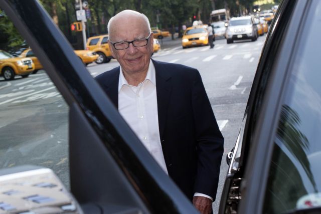 Να αλλάξει επιτελείο συμβουλεύει τον Μιτ Ρόμνεϊ ο Ρούπερτ Μέρντοκ