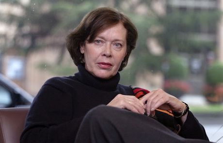 Μάχη για τη ζωή της δίνει η θρυλική «Εμμανουέλα»