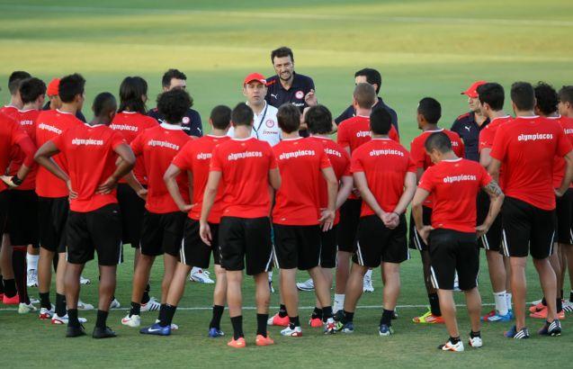 Με 23 παίκτες η πρώτη προπόνηση του Ολυμπιακού