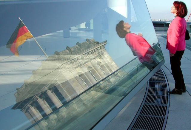 Δεν θέλει «περισσότερη Ευρώπη» η μεγάλη πλειοψηφία των Γερμανών