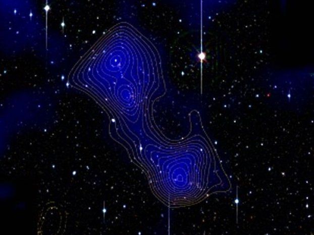 «Πλοκάμι» σκοτεινής ύλης βρέθηκε να συνδέει σμήνη γαλαξιών
