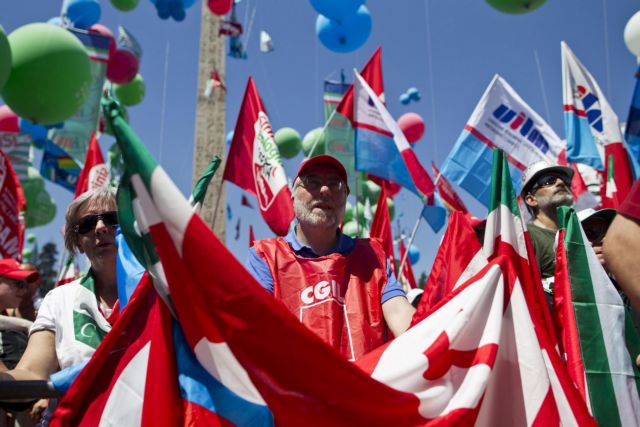 «Κλειδώνουν» οι νέες περικοπές στις δημόσιες δαπάνες στην Ιταλία