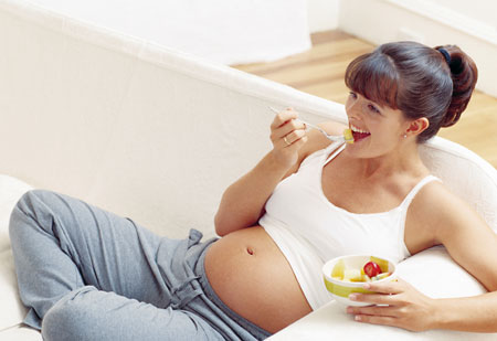 Εγκυμοσύνη: Διατροφικές συμβουλές για το Καλοκαίρι