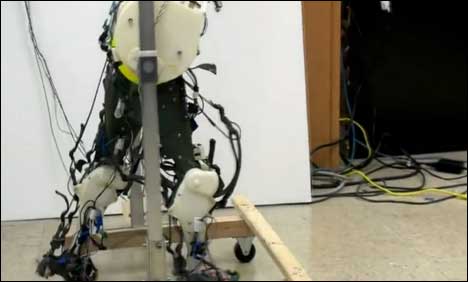 Ρομποτικό σύστημα μιμείται με ακρίβεια το ανθρώπινο περπάτημα