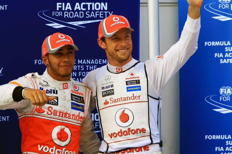 J. Button – L. Hamilton: Το δίδυμο της McLaren-Mercedes μιλά για το «δικό του» Grand Prix