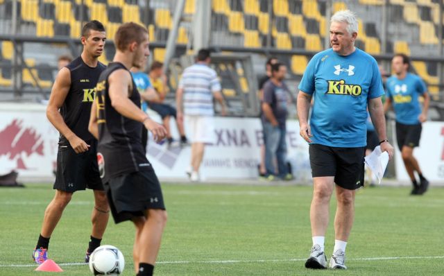 Κατάθεση ψυχής ζητά ο Κατσαβάκης από τους παίκτες του Άρη