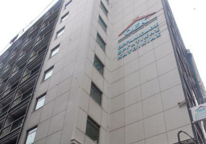 Επαναφορά του κατώτατου μισθού στα 751 ευρώ και επανασύσταση ΟΕΚ και ΟΕΕ ζητεί ο ΣΥΡΙΖΑ